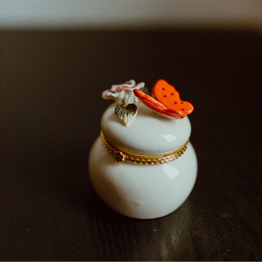 Porcelain Cottagecore trinket dish